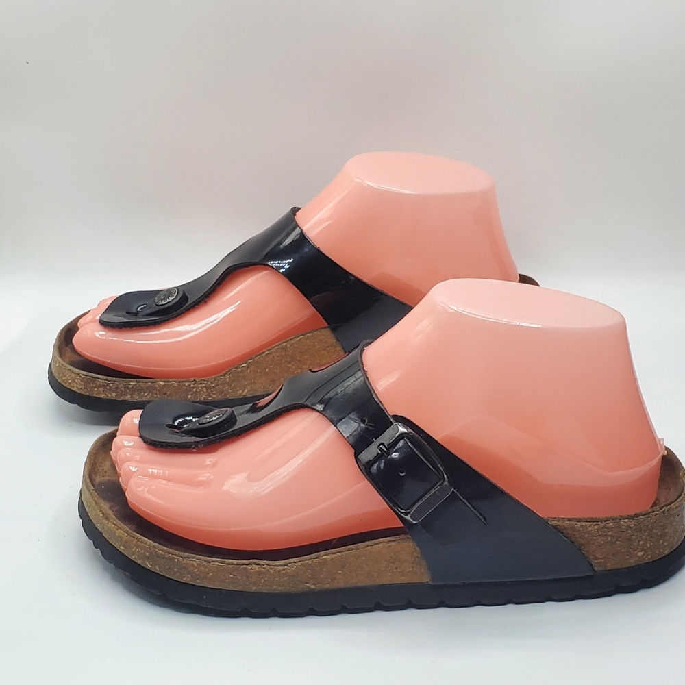 Birkenstock Gizeh Sandals in Black Patent Leather size 5 - Picture 11 of 11